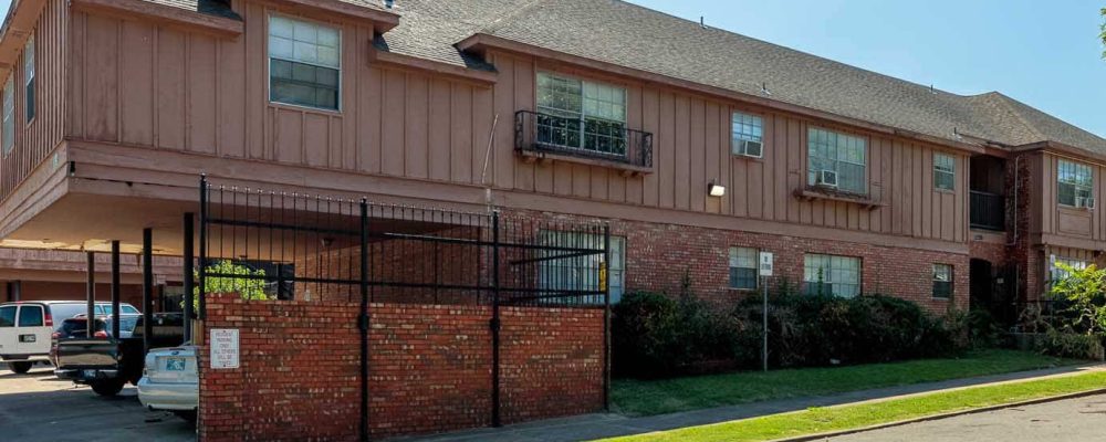 Quincy Square Apartments Exterior